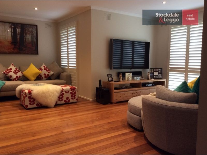 23 Grantley Drive, Gladstone Park VIC 3043