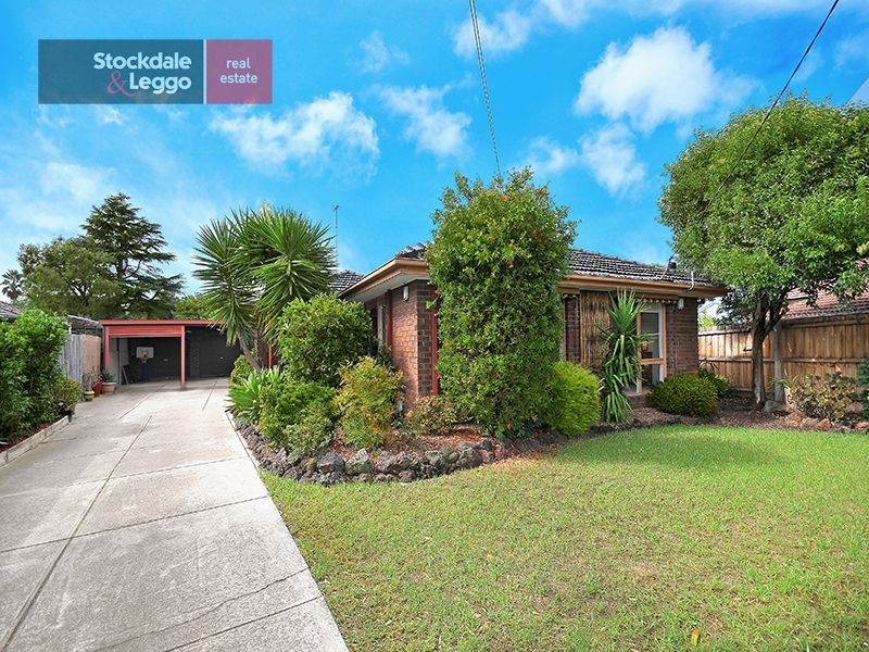 40 Finton Grove, Gladstone Park VIC 3043