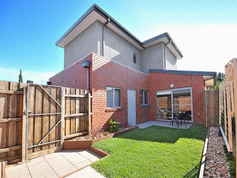 7/6 Strathconnon Square, Tullamarine VIC 3043