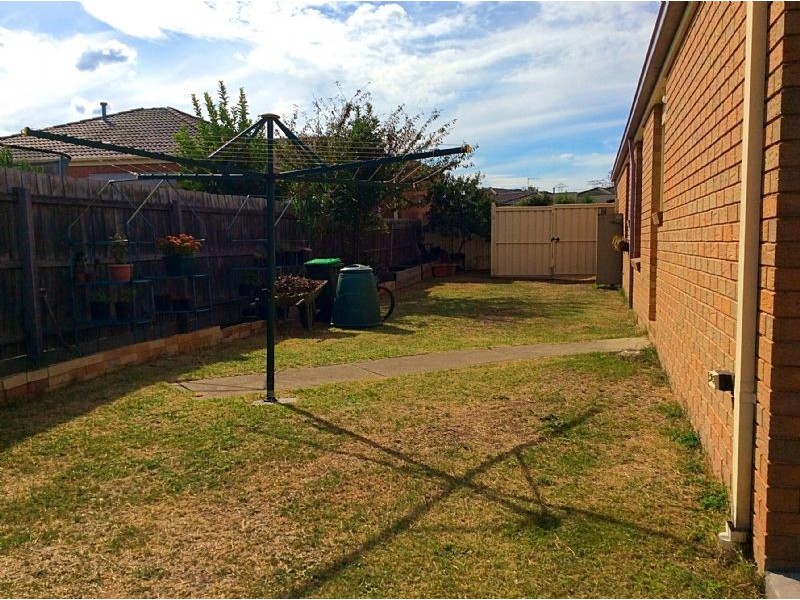 44 Bluebell Crescent, Gowanbrae VIC 3043