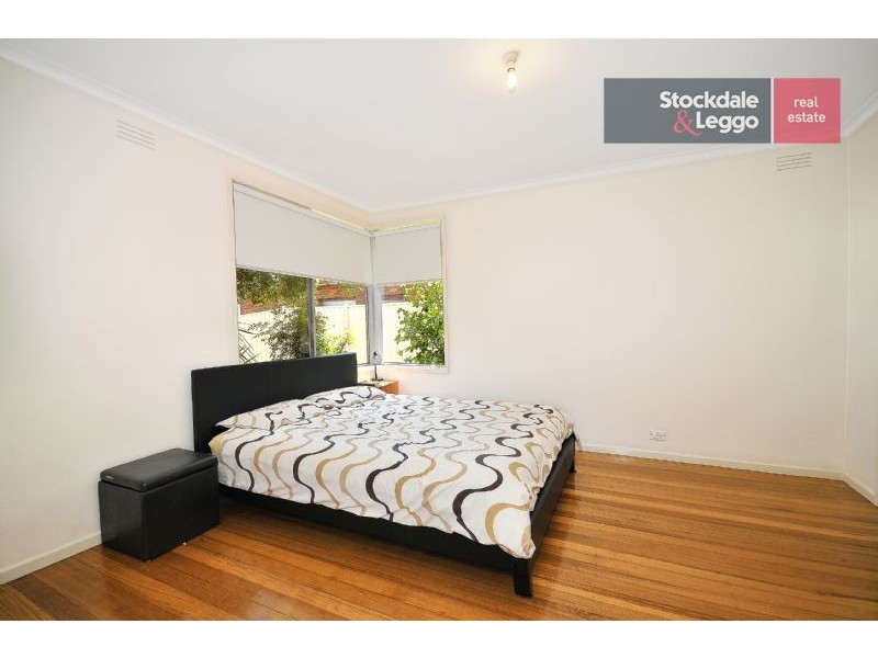 164 Carrick Drive, Gladstone Park VIC 3043