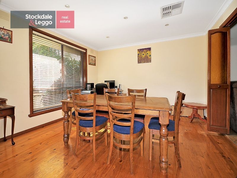 4 Bradford Avenue, Greenvale VIC 3059