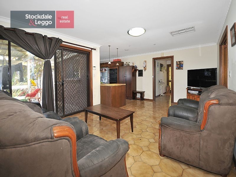 4 Bradford Avenue, Greenvale VIC 3059