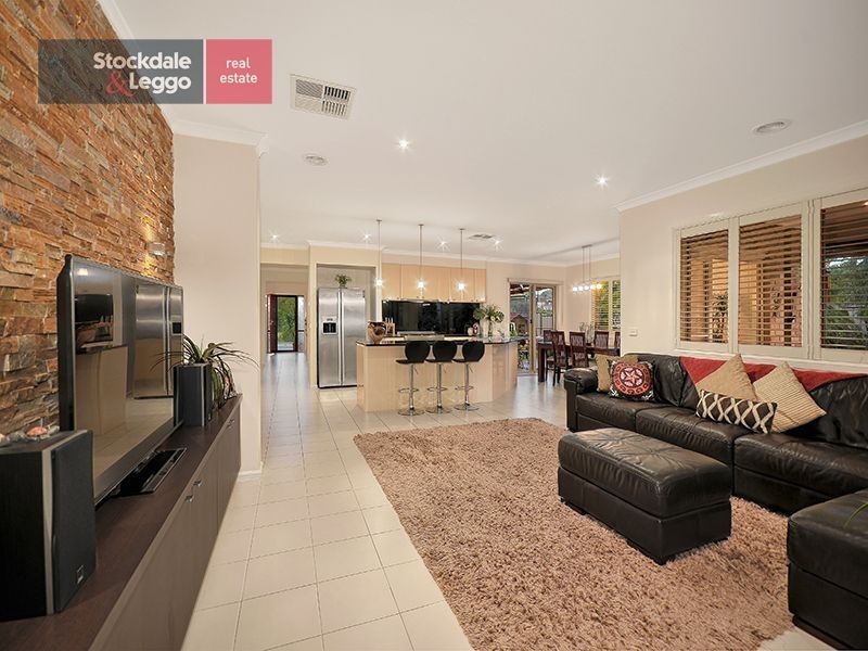 26 Trinity Boulevard (Cambridge Gardens), Attwood VIC 3049