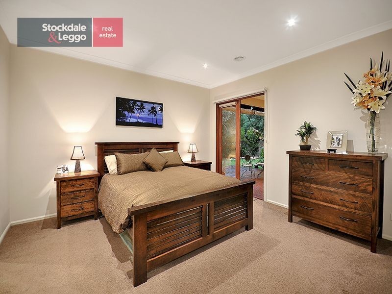 26 Trinity Boulevard (Cambridge Gardens), Attwood VIC 3049