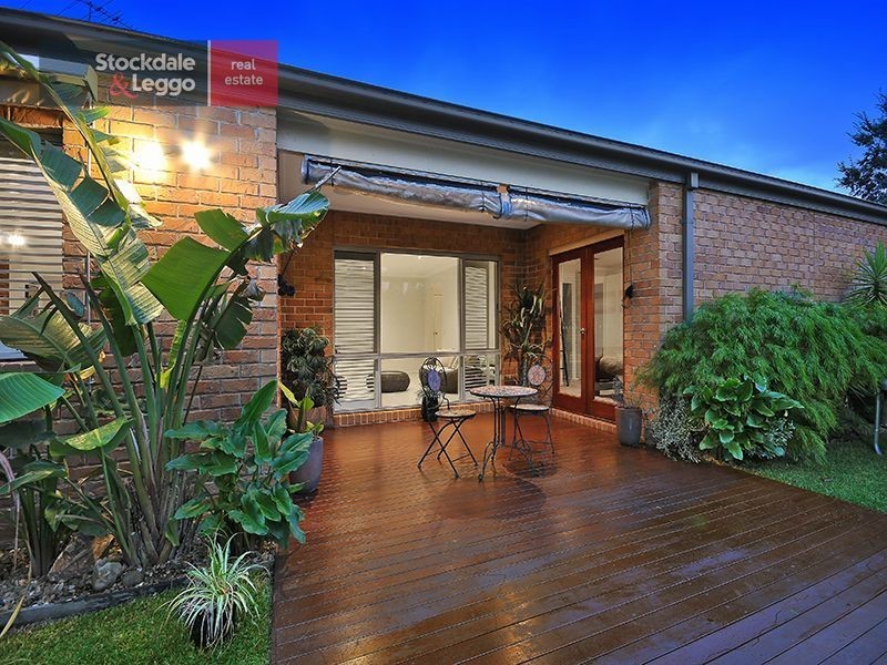 26 Trinity Boulevard (Cambridge Gardens), Attwood VIC 3049