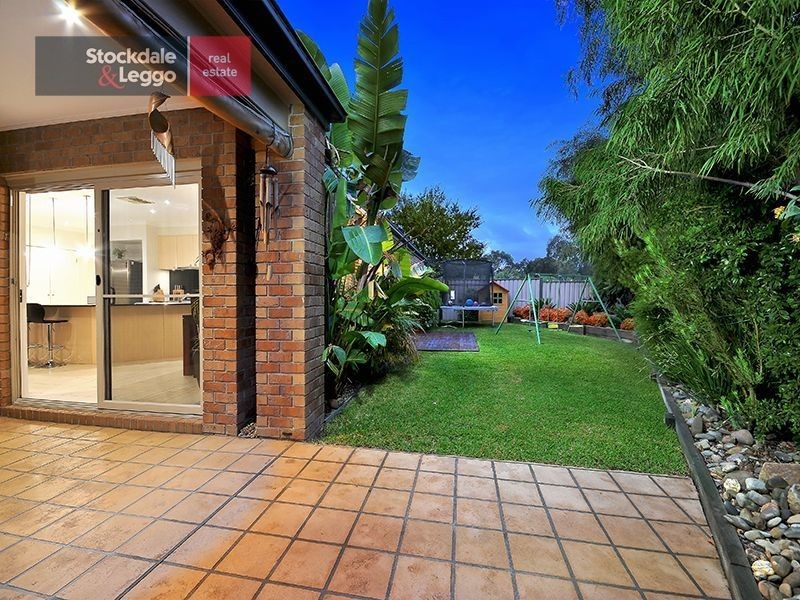26 Trinity Boulevard (Cambridge Gardens), Attwood VIC 3049