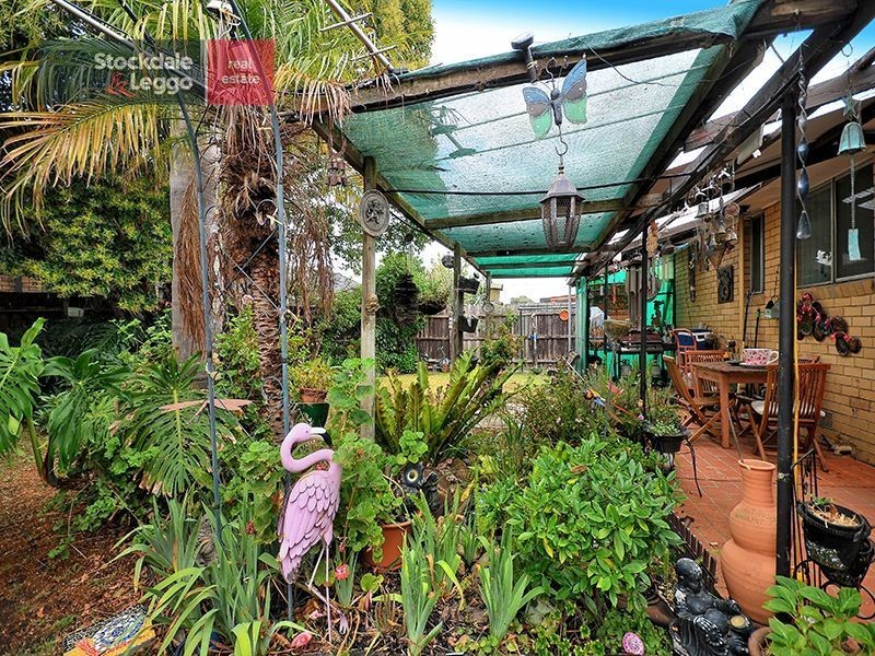 118 South Circular Road, Gladstone Park VIC 3043