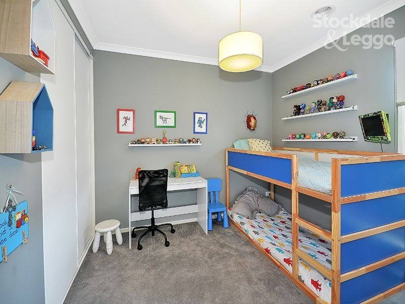 8 Saint Road, Craigieburn VIC 3064