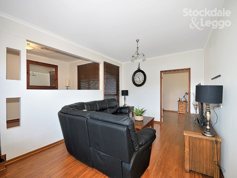 10 Crockett Avenue, Craigieburn VIC 3064