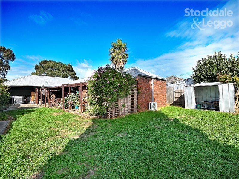 10 Crockett Avenue, Craigieburn VIC 3064