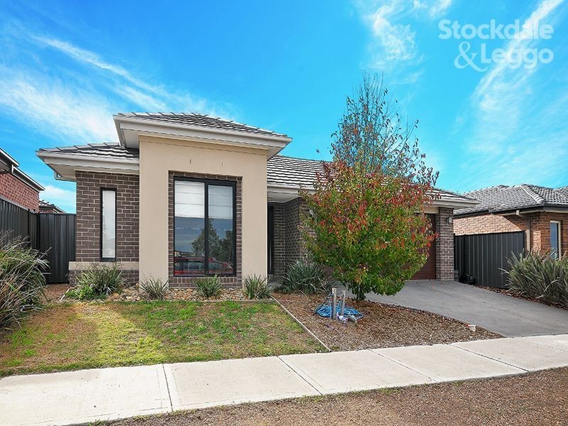 30 Thoresby Circuit, Craigieburn VIC 3064