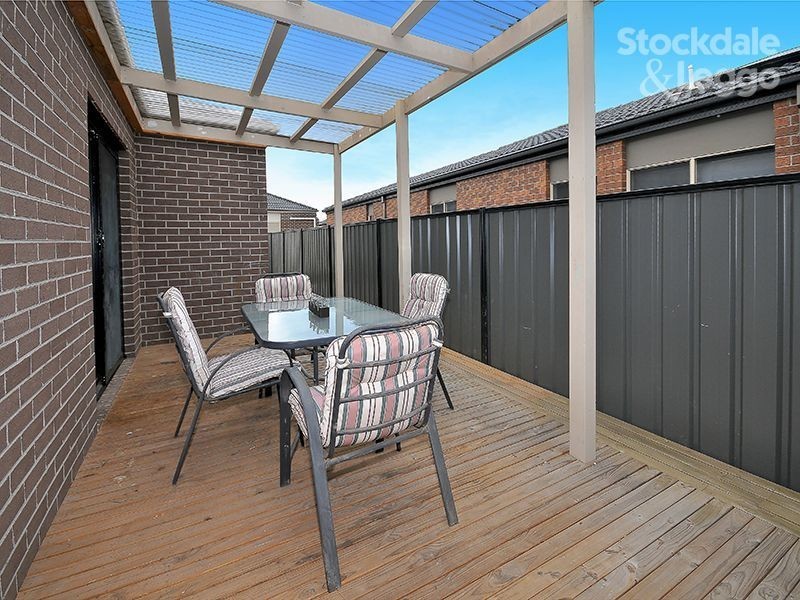 30 Thoresby Circuit, Craigieburn VIC 3064
