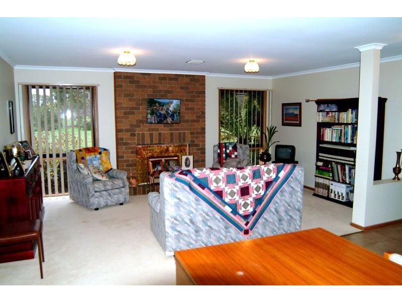 22 – 24 Burgess Road, Kilmore VIC 3764