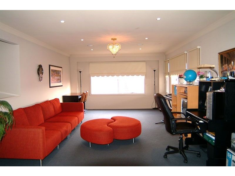 90 Darius Terrace, South Morang VIC 3752