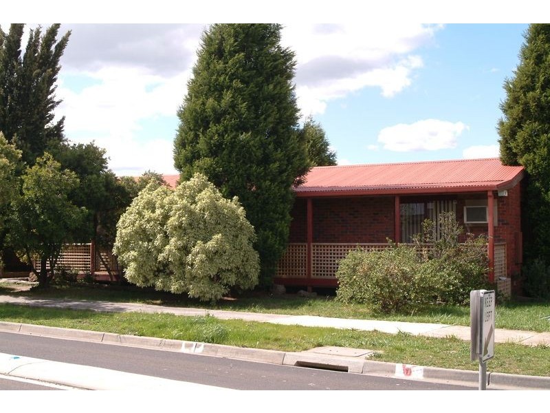 20 Sycamore Street, Mill Park VIC 3082