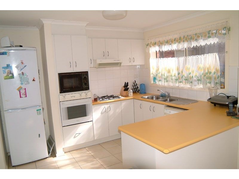 28 Nivea Terrace, South Morang VIC 3752