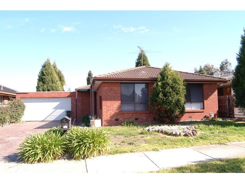 3 Prince Of Wales Avenue, Mill Park VIC 3082