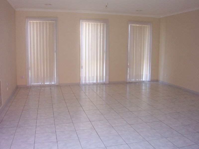 2 Ventura Way, South Morang VIC 3752