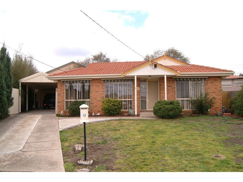 13 Marsden Court, Mill Park VIC 3082