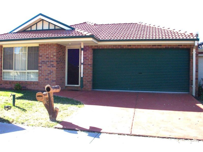 4 Fuschia Grove, South Morang VIC 3752