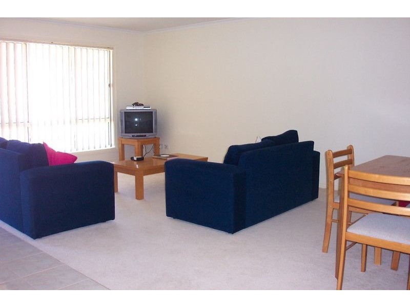 4 Fuschia Grove, South Morang VIC 3752