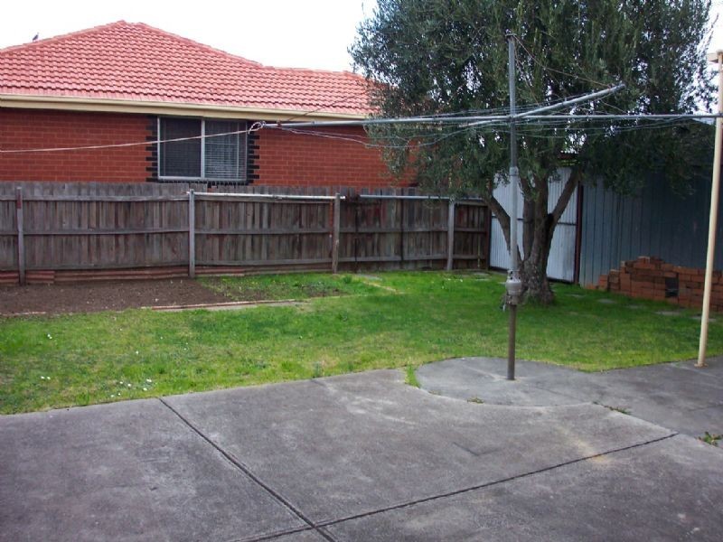 219 Darebin Drive, Lalor VIC 3075