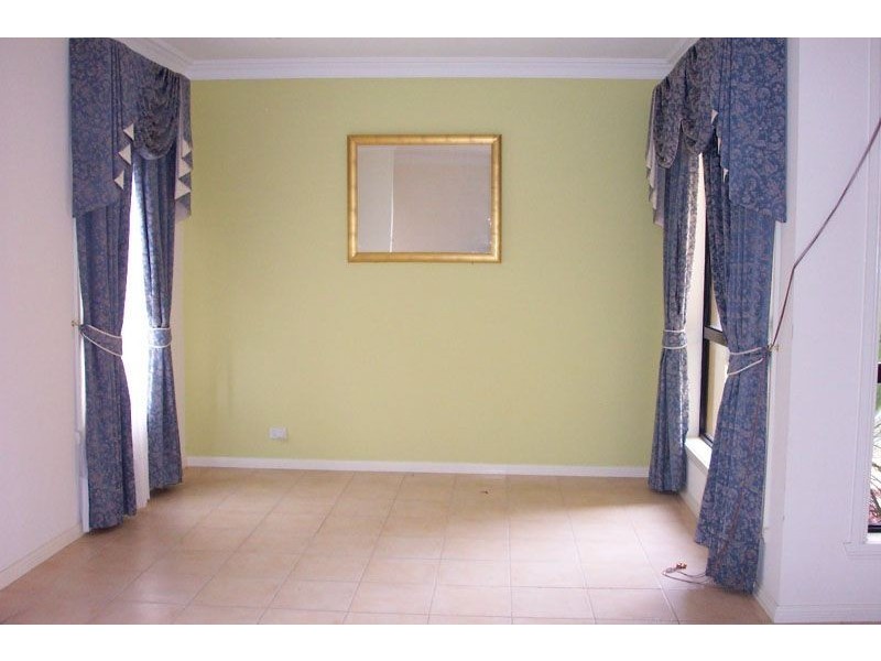 5 Trinity Way, South Morang VIC 3752