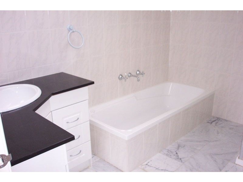 5 Trinity Way, South Morang VIC 3752