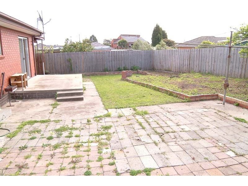 40 Menzies Parade, Lalor VIC 3075