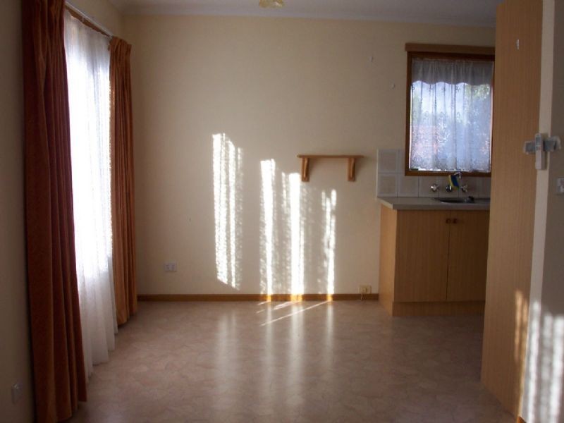 4 Von Nida Court, Mill Park VIC 3082