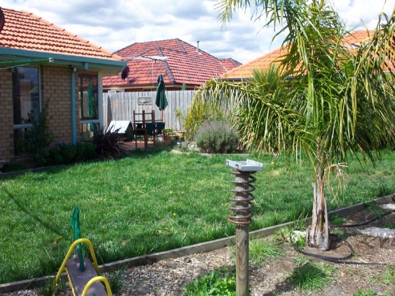 12 Twin River Drive, South Morang VIC 3752