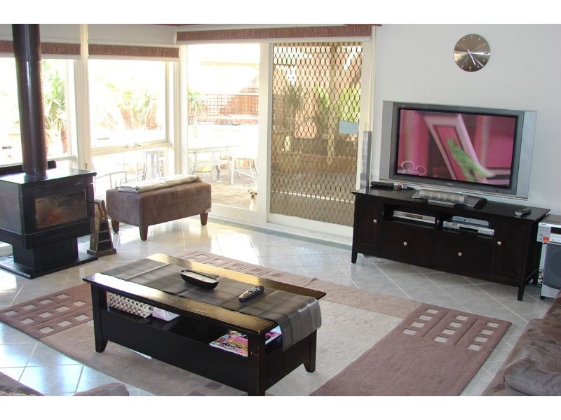 193 Childs Road, Mill Park VIC 3082