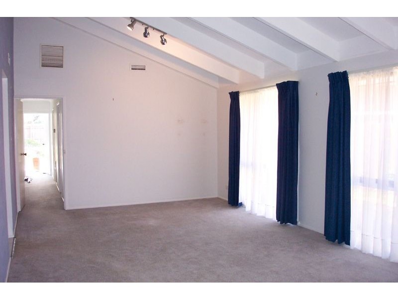 57 Garden Grove Drive, Mill Park VIC 3082