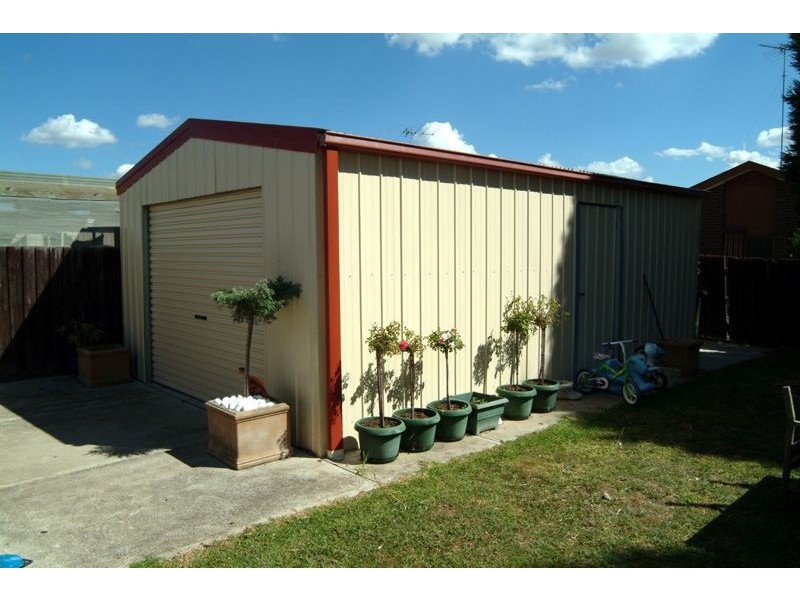 5 Bellevue Court, Mill Park VIC 3082