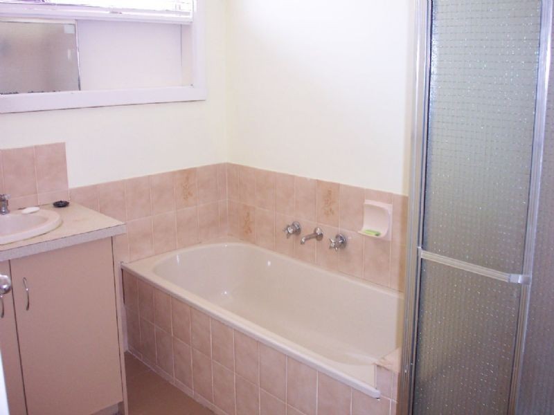 1 Bachli Close, Mill Park VIC 3082