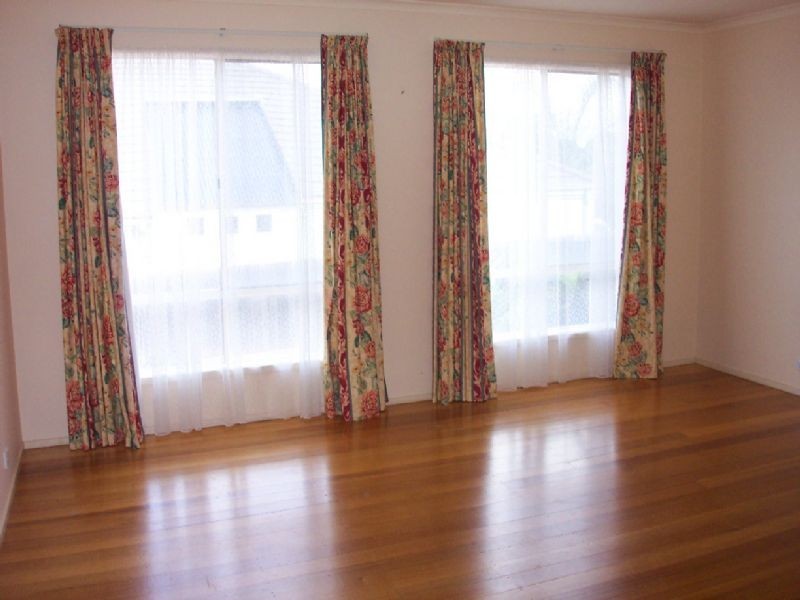 6 Bundy Place, Mill Park VIC 3082