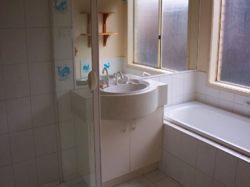 6 Bundy Place, Mill Park VIC 3082