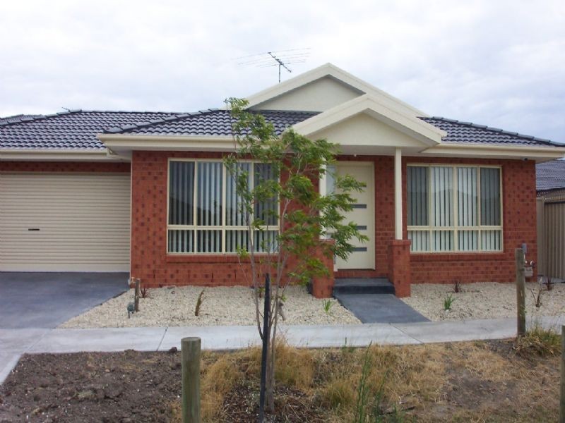 4 Pebble Way, Epping VIC 3076