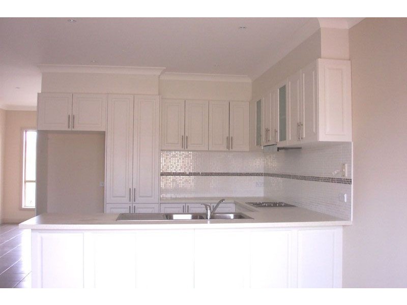 10/45 Ancona Drive, Mill Park VIC 3082