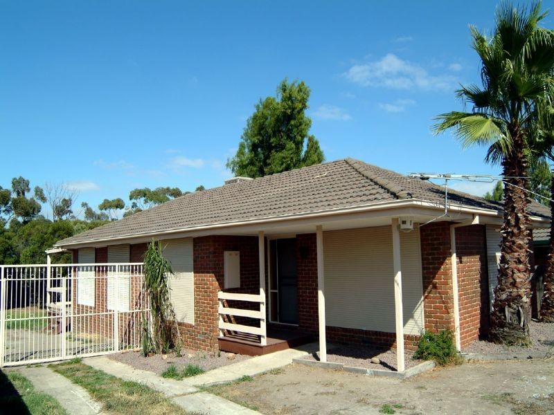 33 Jasmine Drive, Mill Park VIC 3082