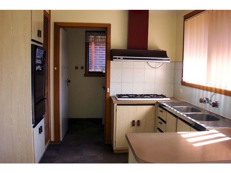 71 Freeman Crescent, Mill Park VIC 3082