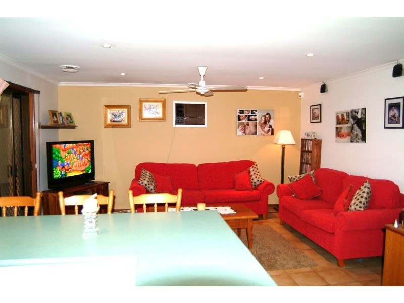 89 Prince of Wales Avenue, Mill Park VIC 3082