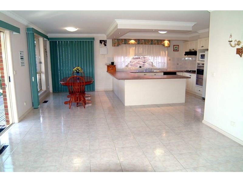 80 Blossom Park Drive, Mill Park VIC 3082