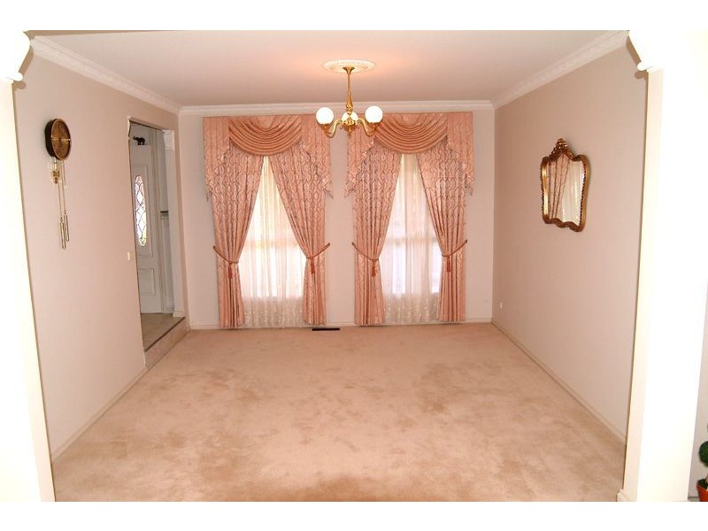 80 Blossom Park Drive, Mill Park VIC 3082