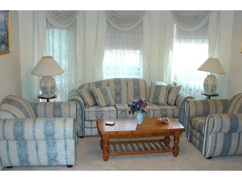 6 Stanley Jones Drive, South Morang VIC 3752