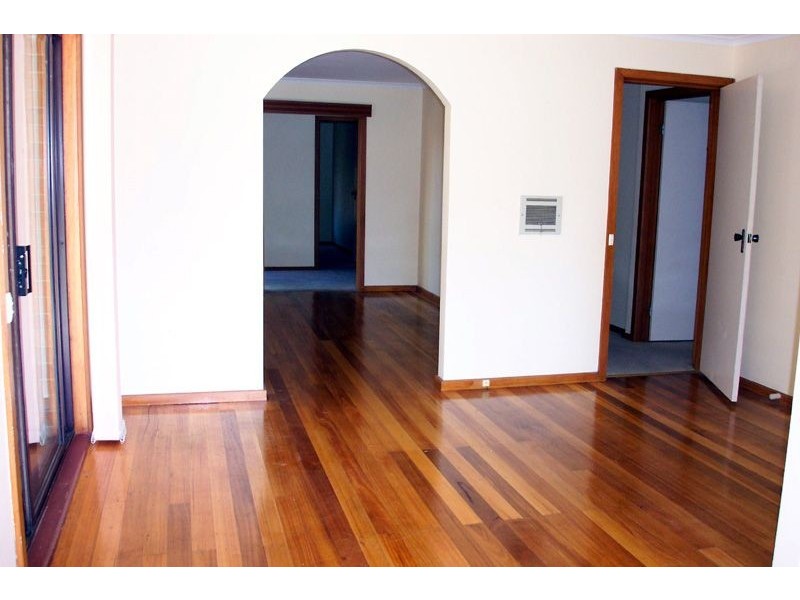 71 Freeman Crescent, Mill Park VIC 3082