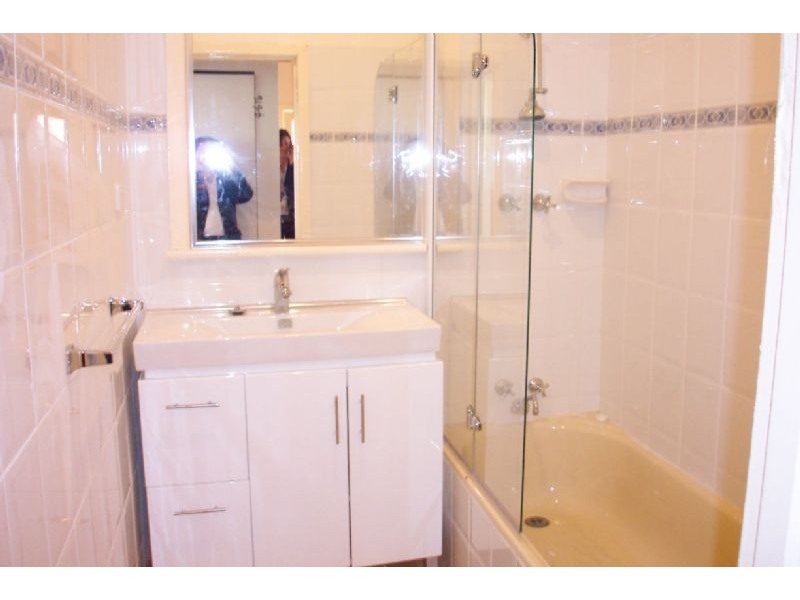 4 Lunnette Avenue, Preston VIC 3072