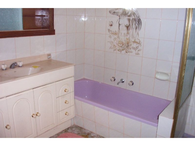 96 Dunne Street, Kingsbury VIC 3083