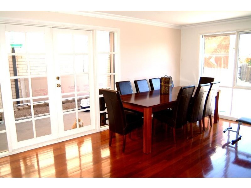 11 Island Place, Mill Park VIC 3082